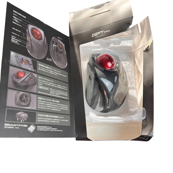 The Deft Pro Trackball Mouse By ELECOM Versatile Ergonomic Mouse Design Preowned - Picture 2 of 5